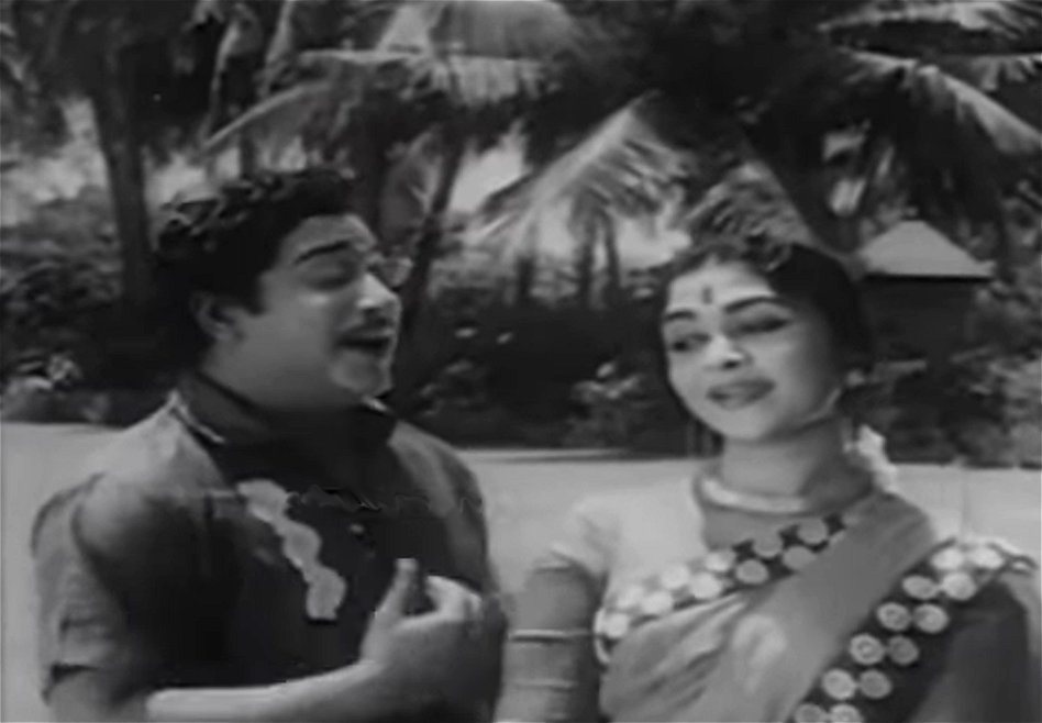Chandranai kaanamal alli mugam malaruma - Kula magal Radhai (1963)