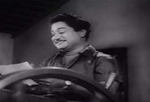 ulagam idhile adangudhu - Kula magal Radhai (1963)