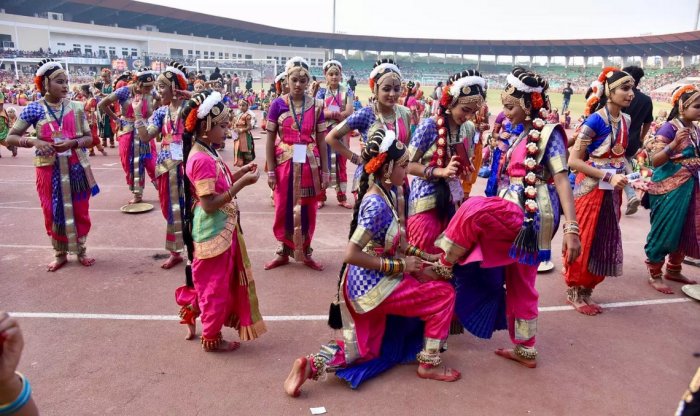 Guinness World Record for the largest Kuchipudi dance lesson